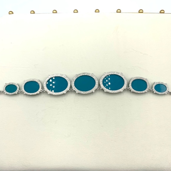 Iridescent large vintage opal inspired bold blue green statement bib necklace - Picture 5 of 13